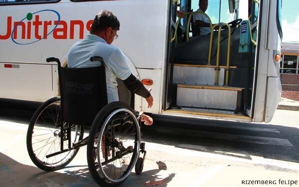 Dificuldades-do-cadeirante-no-Brasil-problemas-e-soluções